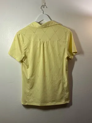 Callaway Pale Yellow Short-Sleeve Golf Polo Size Medium thumbnail 2