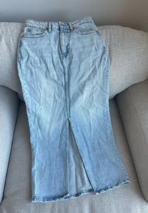 Macy's Midi denim skirt thumbnail 1