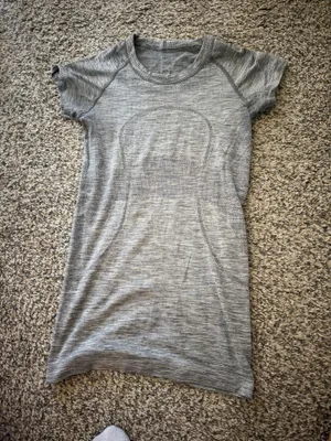 Lululemon Top Swiftly Tech thumbnail 1