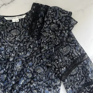 Veronica Beard Penny Silk blouse Floral Lace Sz 6 Romantic Feminine Chic Lux Top thumbnail 9