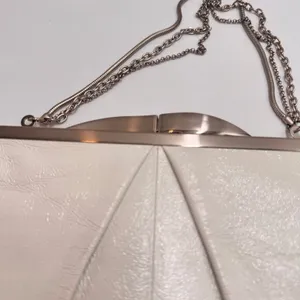 HOBO International Pearl Metallic Leather Frame Clutch Chain Shoulder Bag thumbnail 3