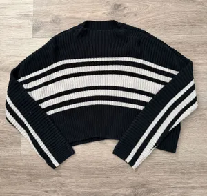 Hollister striped ribbed mock sweater thumbnail 1