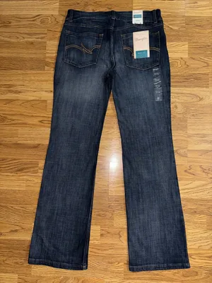 Wrangler Bootcut Jeans Juniors Size 11 Length 32 Dark Wash Pockets Stretch NWT thumbnail 8