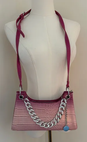 Croc-Embossed Pink Shoulder Bag with Silver Chain Accent thumbnail 1