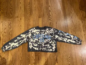 Gildan UNC Cropped Sweatshirt thumbnail 2