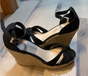 Christian Siriano Wedge Heel Sandals Black thumbnail 1