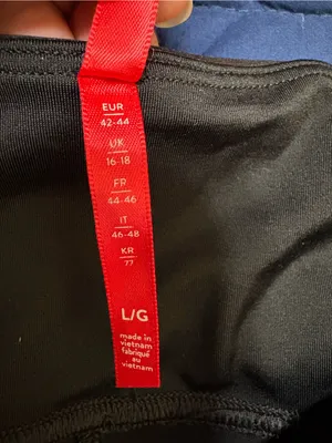 Spanx Women’s Black Leather Like Skinny High Rise Pull On Ankle Pants Sz Large thumbnail 3