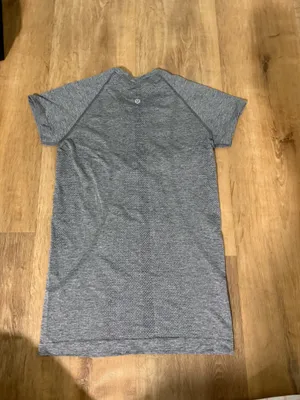 Lululemon Swiftly Tech Short Sleeve thumbnail 2