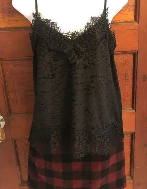 Black Spaghetti Top Blouse thumbnail 10