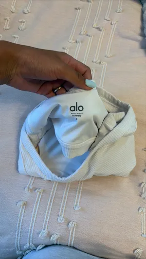 Alo white bra thumbnail 2