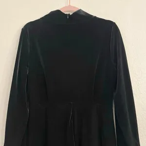 Soft Surroundings Saorise Velvet‎ Dress 4 High Neck Asymmetric Evening Wedding thumbnail 10