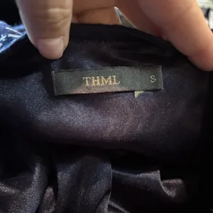 THML Anthropologie Navy Blue Embroidered Shift Dress Small 3/4 Sleeve‎ Boho thumbnail 6