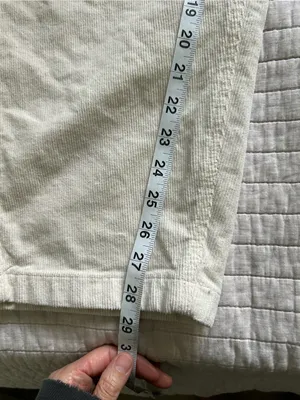 American Eagle cream, corduroy barrel leg cotton pants 6 long thumbnail 10
