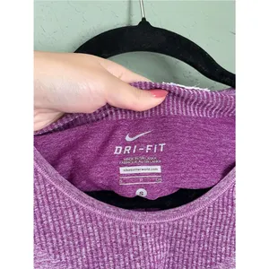 Nike Seamless Short Sleeve Top Size S Heather Maroon Pink thumbnail 3
