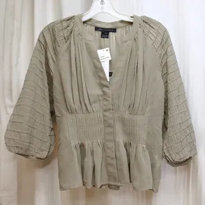 NWT French Connection Warm Gray Sheer 1/2 Sleeve Ruched Sleeve & Pleated Blouse thumbnail 1