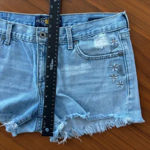 Lucky Brand The Cut Off Shorts 6 28 Floral Embroidered Denim Boho Summer Fairy thumbnail 13