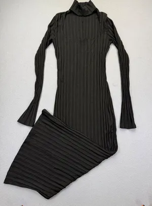 Reformation Black Ribbed Cutout Mock Neck Maxi Dress Size Medium M Long Slv‎ thumbnail 1