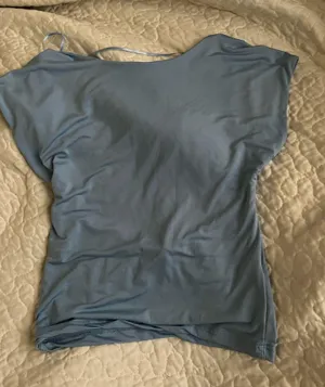 Stradivarius Open Back Blue Top thumbnail 1