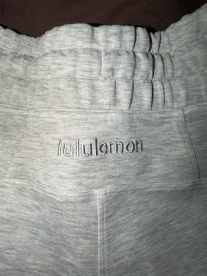 Lululemon Shorts thumbnail 3