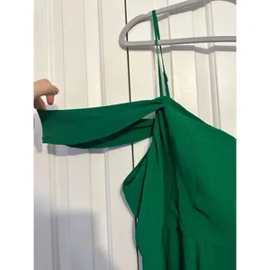 ModCloth‎ Maxi Dress Cold Shoulder Emerald Green Formal Gown NWT Romantic 26 thumbnail 6