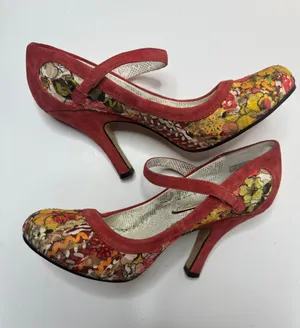 Poetic Licence Feminine Encounters Red Heels Size 7.5M thumbnail 1