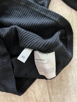 Reformation Puff Sleeve Top Black Square Neck Ribbed Size XS Excellent Condition thumbnail 3