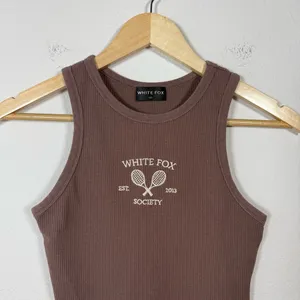 White Fox Boutique Women’s Embroidered Racquet Logo Tank Brown Size XS thumbnail 4