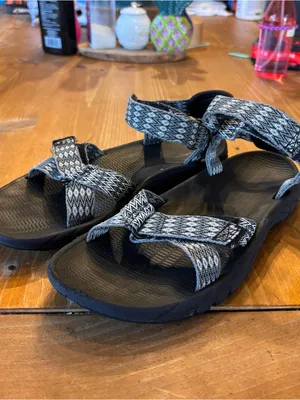 Magellan womens River 11 sport sandals black/white 10 thumbnail 2