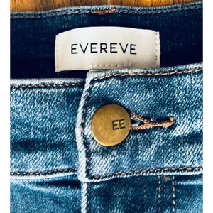 Evereve Wide Leg Jeans Women's 30 Dark Wash Casual Everyday thumbnail 3