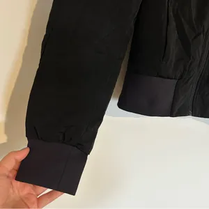 Lululemon Black Non Stop Reversible Bomber Jacket Size 4‎ thumbnail 5