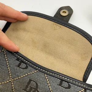 Dooney And Bourke Wristlet‎ Pouch thumbnail 4