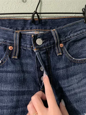 Levi’s 501 Tapered Distressed Jean Size W25 L28 Dark Wash Button Fly thumbnail 7