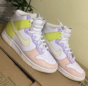 Nike Dunk High Women's Sneakers shoes Size 7.5 thumbnail 1