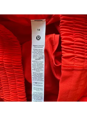 Lululemon Hotty Hot Short High Rise 4” Cherry Ember Size 14 NWT thumbnail 5