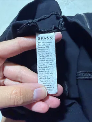 Spanx Black the perfect Sleeveless V-Neck Women's Top small thumbnail 6