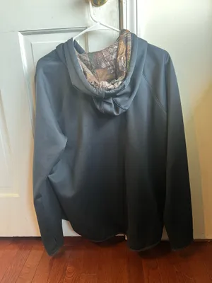 Under Armour Hoodie thumbnail 2