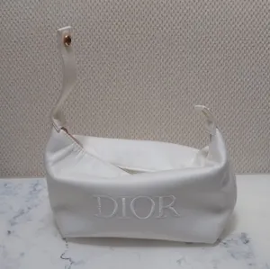 Dior White Makeup Cosmetic Trousse Pouch Bag Top Handle Clutch New No Tag thumbnail 8