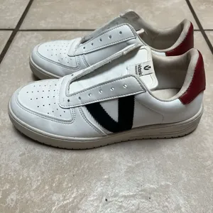 Victoria‎ Madrid Trainer Women’s Size 39 White/red/blue thumbnail 4