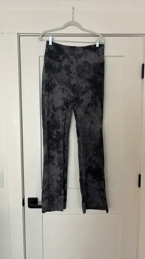 Lululemon Groove Pants thumbnail 2