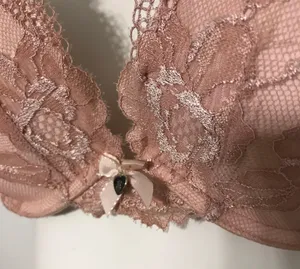 PINK Victoria’s Secret Bra thumbnail 2