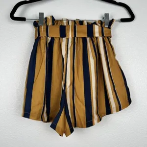 Shein Striped Paperbag Belted Shorts Yellow Bloue‎ S thumbnail 4
