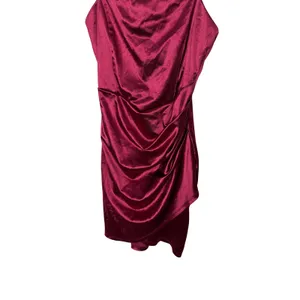 Windsor Burgundy Satin Ruched Bodycon Mini Dress Wine Red S thumbnail 3