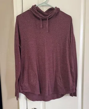Old Navy Women's Maroon Hoodie Sweatshirt thumbnail 1