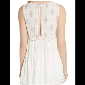Free People‎ Sleeveless Diamond Embroidered Small thumbnail 2