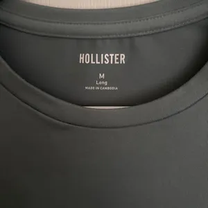 Hollister blue green baby tee thumbnail 3