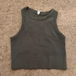 90 Degrees by Reflex cropped tank top thumbnail 1