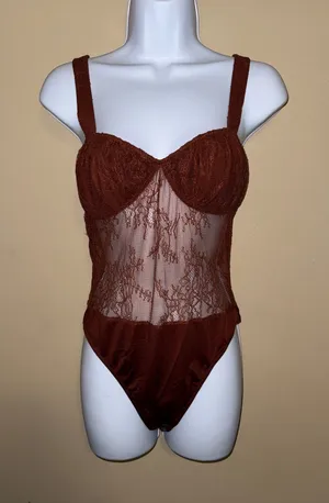 Danielle Bernstein NWT Rust Brown Floral Lace Underwire Bodysuit Size 6 Lingerie Layer BOHO Romance thumbnail 1