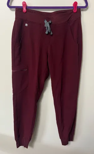 FIGS Women’s Jogger Scrub Pants thumbnail 1