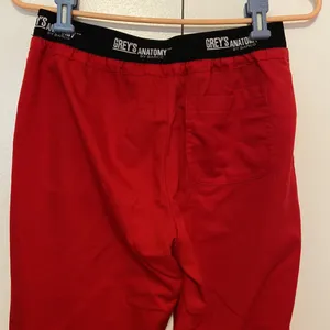 Grey’s Anatomy by BARCO Professional Wear Active Scrub Pants Size ST Red thumbnail 4