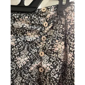 Promesa Boho Tiered Maxi Skirt Floral Women's Size L Split‎ Elastic Waist Hippie thumbnail 2